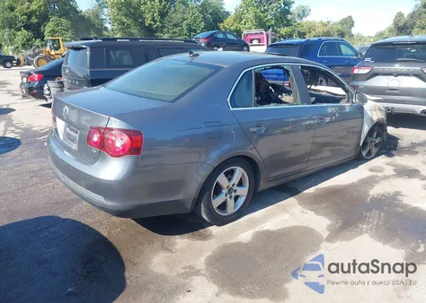 2008 Volkswagen Jetta Se/Sel из США, поврежденный, VIN 3VWRZ71K78M105999